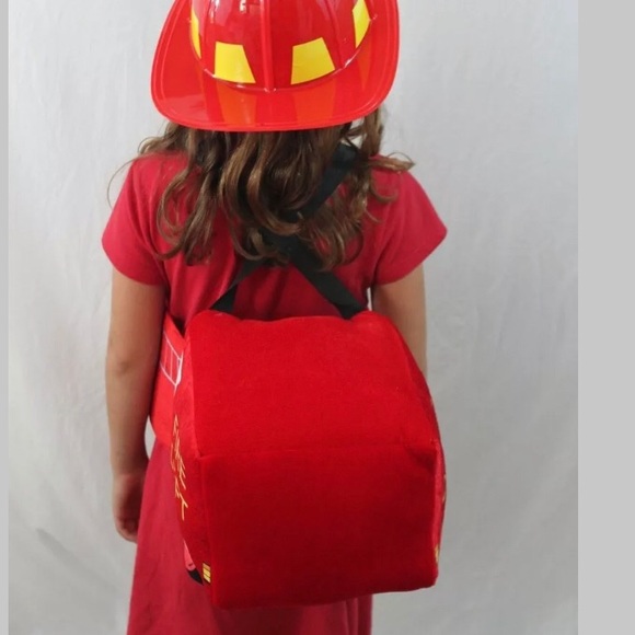 Fire Fighter Engine Truck Fireman 3 D Costume Lights Up Siren Sounds Ride In NEW - Picture 6 of 7